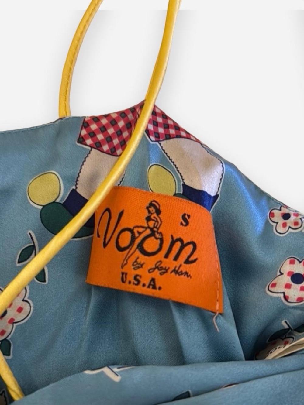 Rare Voom Cartoon Rabbit Print - Picture 4 of 6